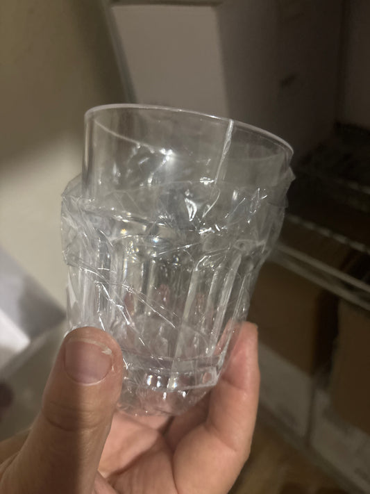 Kids plastic cups (24 per)